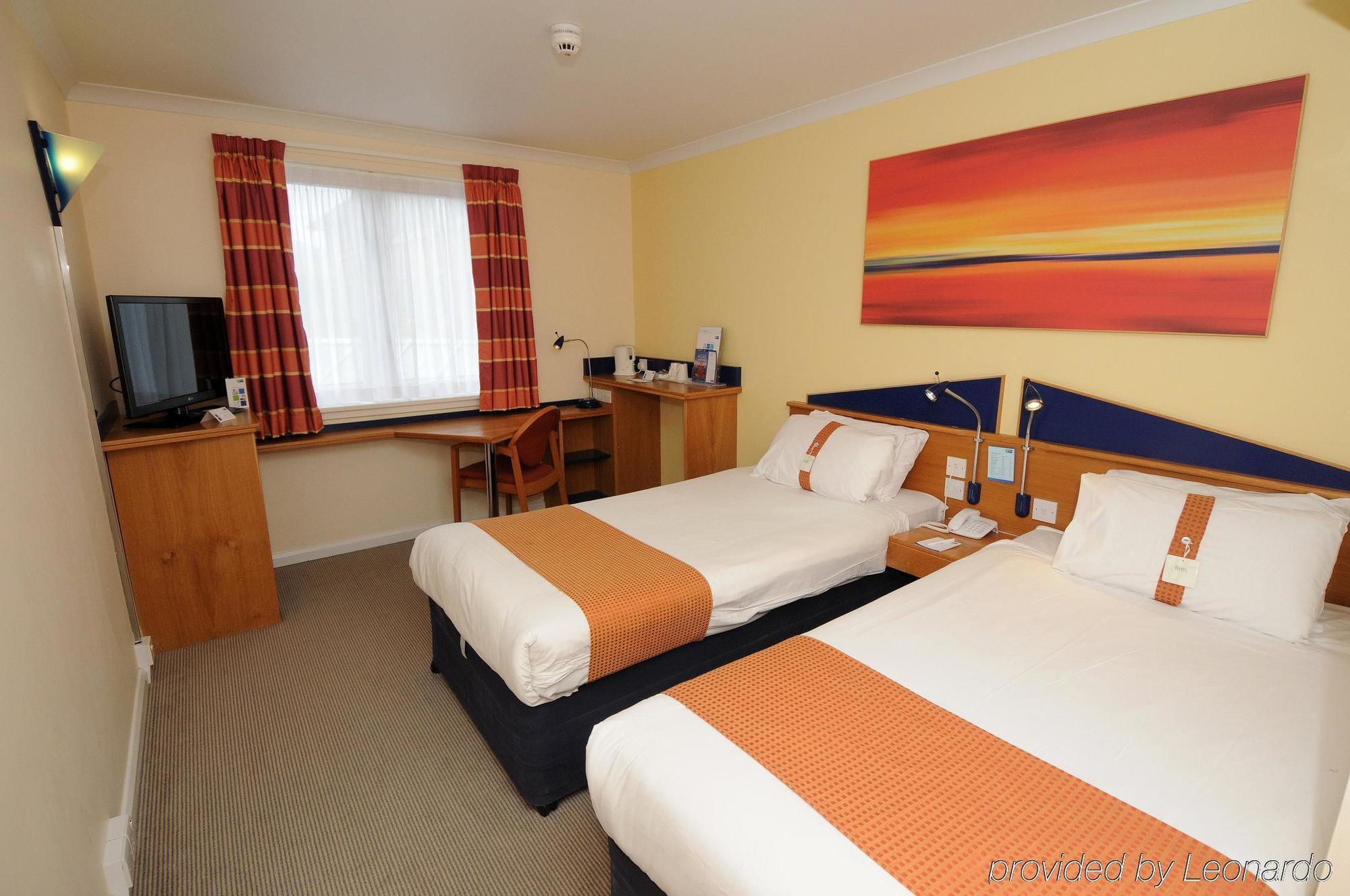 Holiday Inn Express Stirling, An Ihg Hotel Zewnętrze zdjęcie